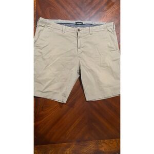 Express Mens classic at‎ the knee 10" inseam stretch khaki shorts size 38